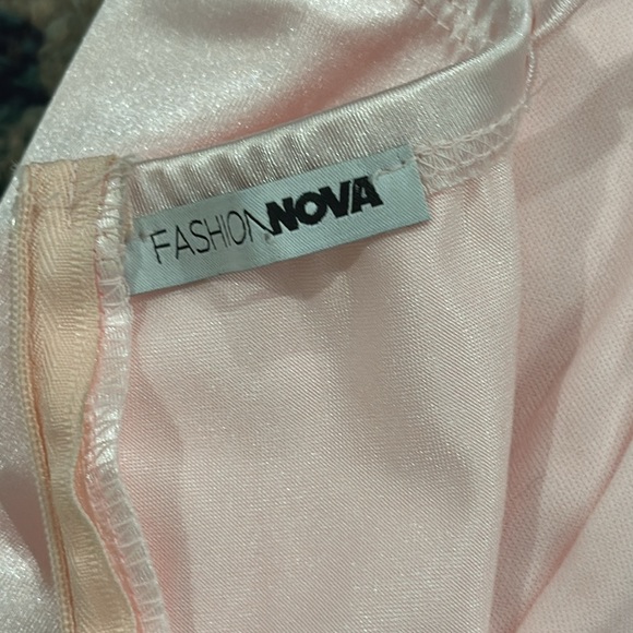 FASHION NOVA ✨ Baby Pink Black Lace Slip Dress Western Clubbing Size Small S - Picture 5 of 5